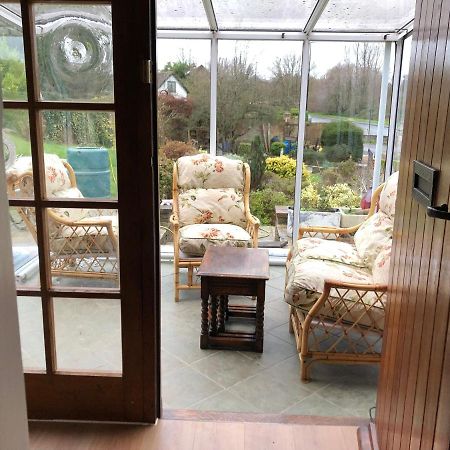 Bed and Breakfast Ponders End Newport  Exteriér fotografie
