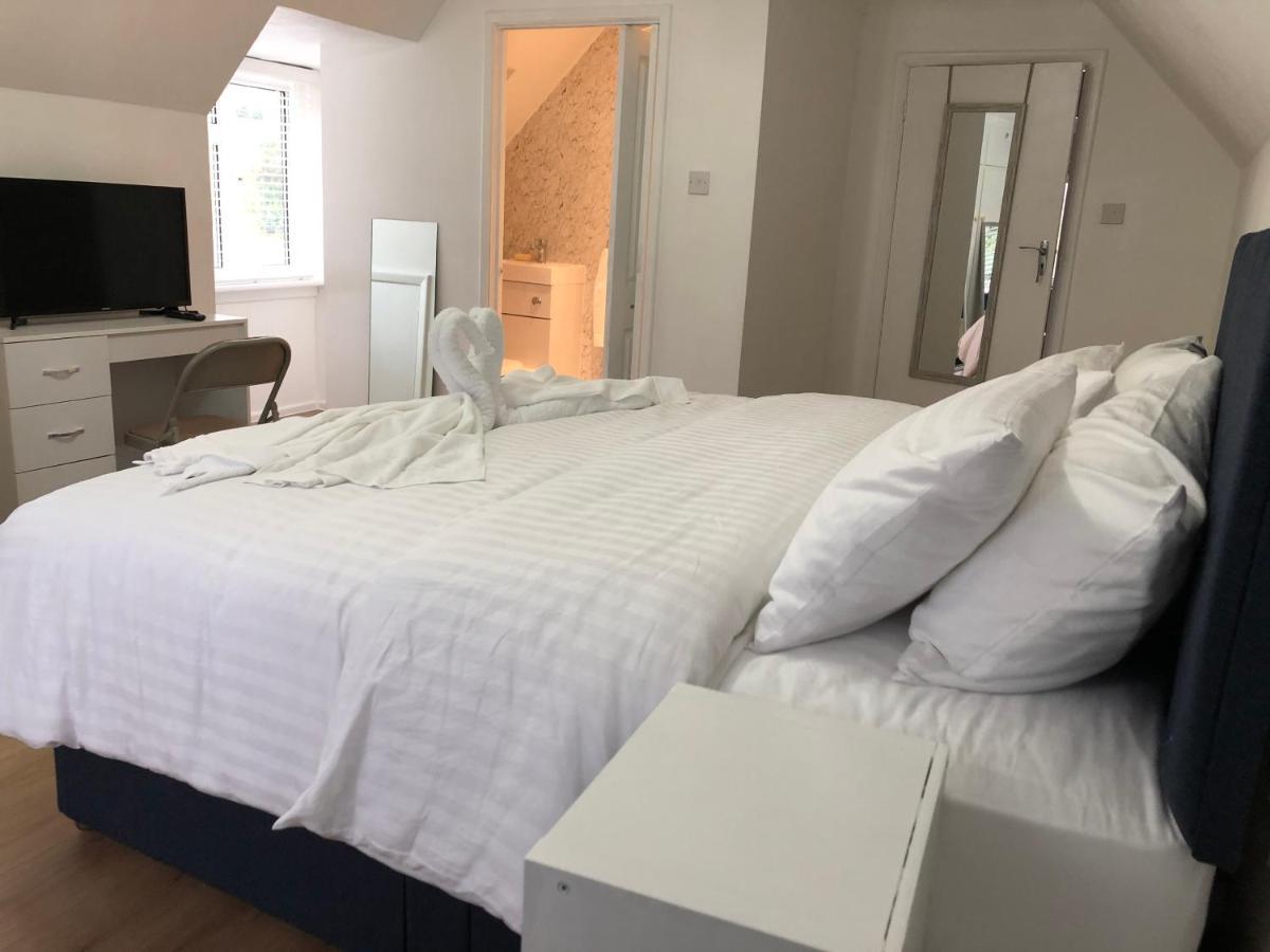 Bed and Breakfast Ponders End Newport  Exteriér fotografie