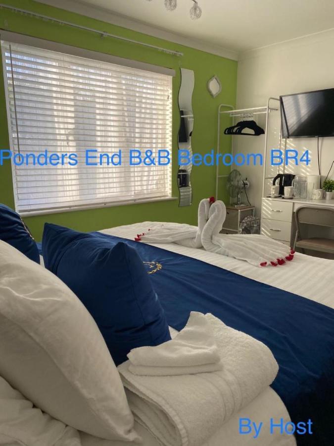 Bed and Breakfast Ponders End Newport  Exteriér fotografie